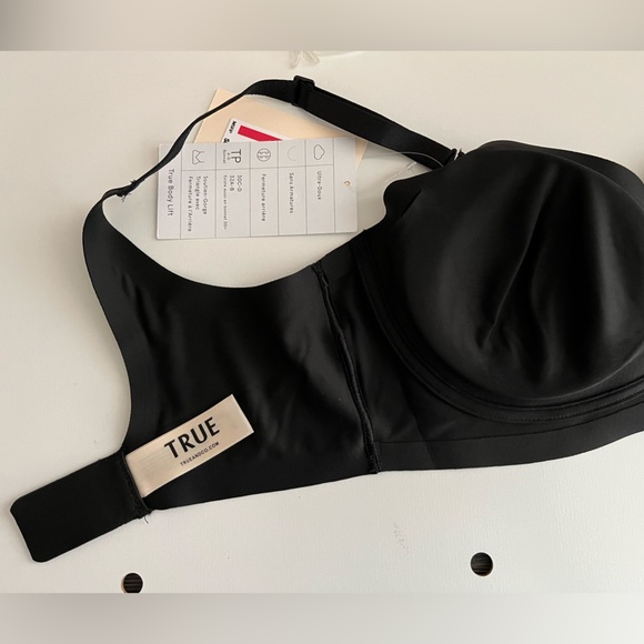 True&Co. Super Soft and Silky Laser-cut Tech Sealed Removable Pads No Lines Bra - Picture 5 of 8